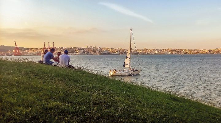 Jardim do Rio : Le Balcon de l'Excellence face à Lisbonne – Un Lieu d'Exception aux Alentours de Lisbonne